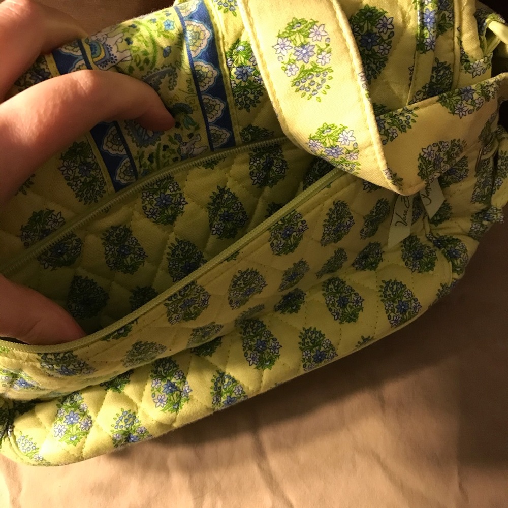 Vera Bradley Crossbody Mini Messenger bag - Picture 2 of 5